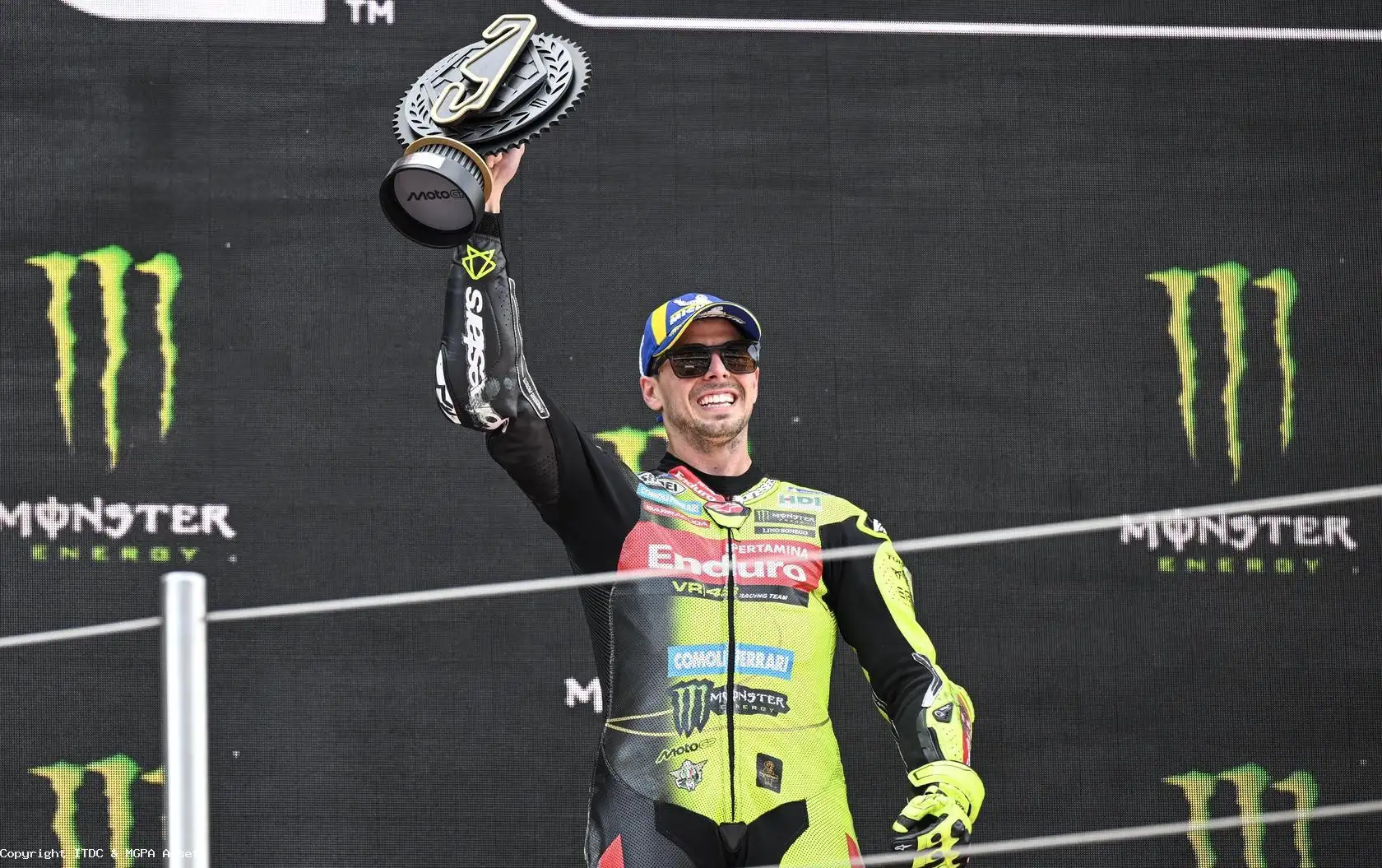 img-highlight-0