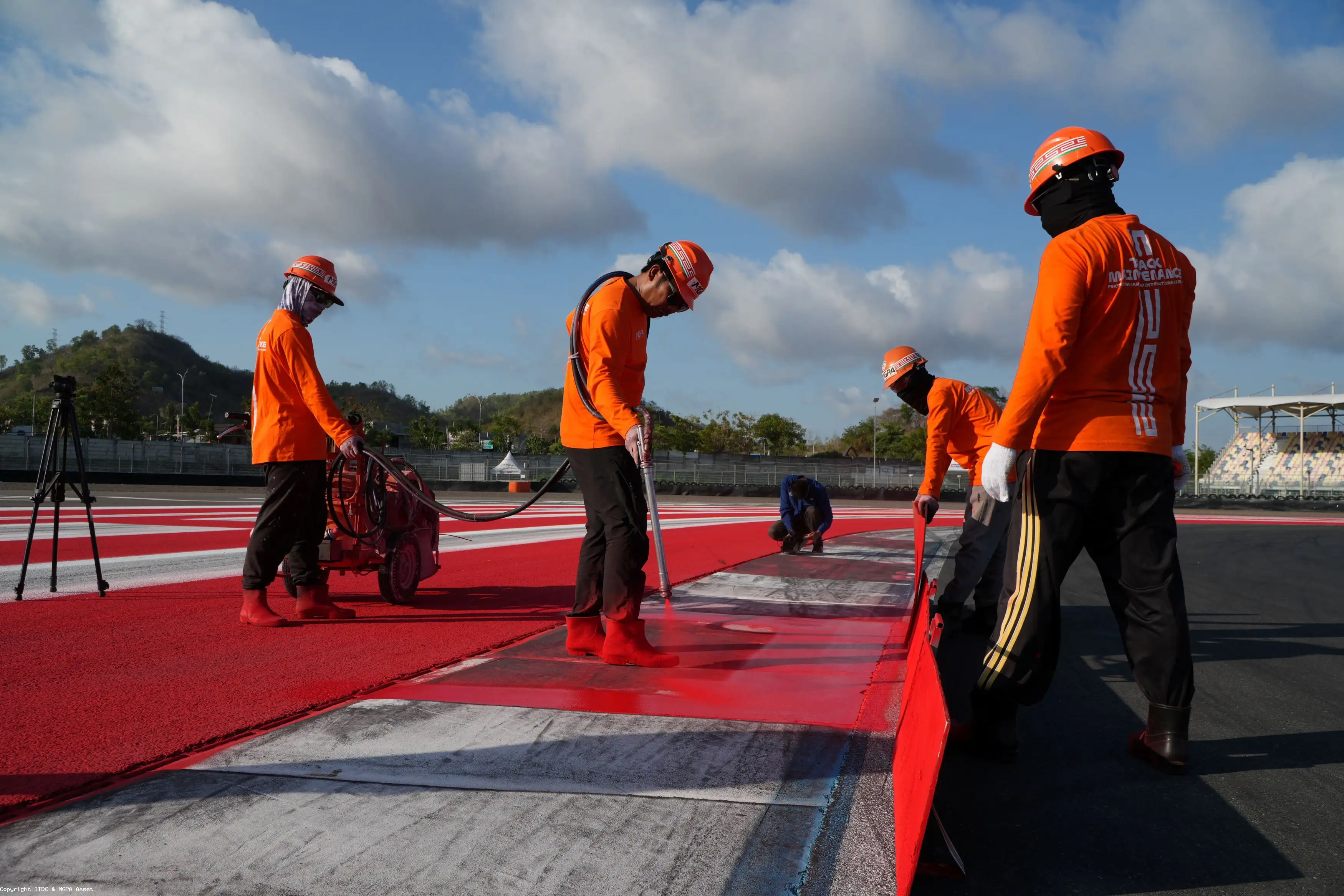 Track Painting